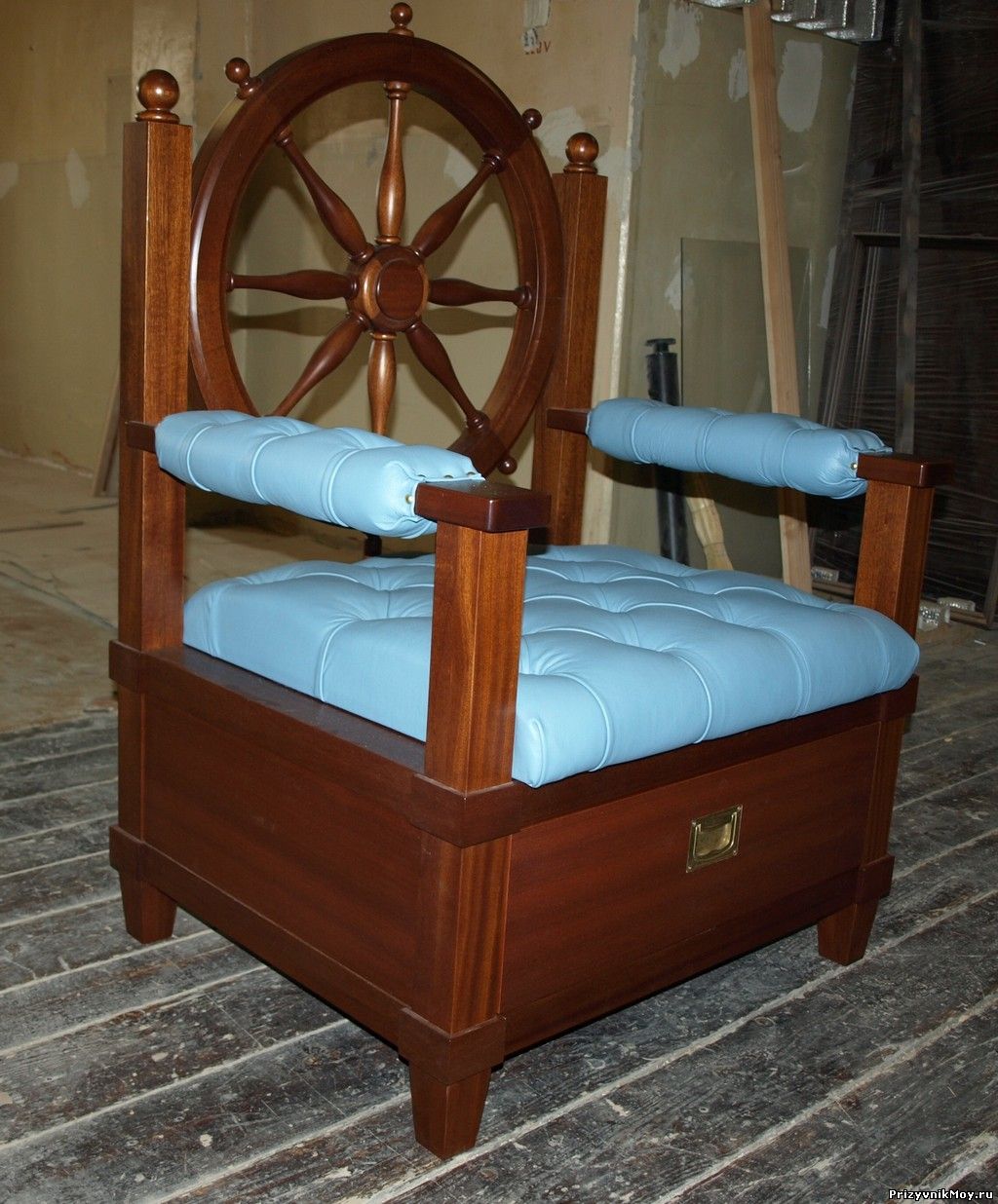 Кресло в морском стиле